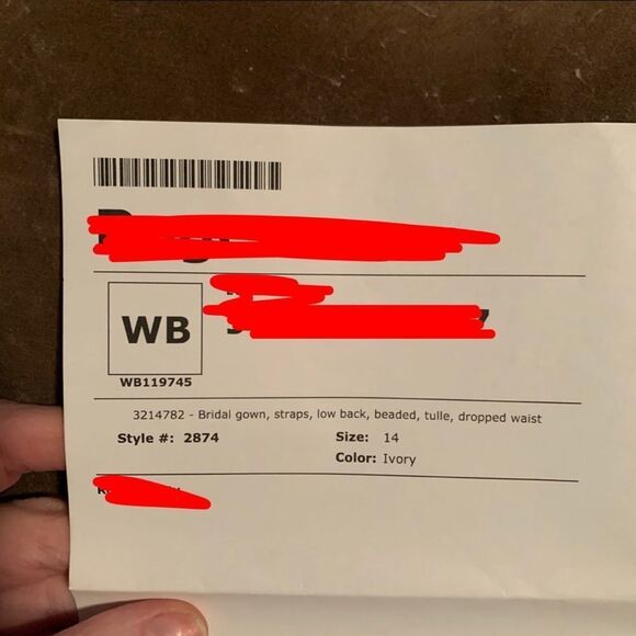 Additional wedding dress photos - Picture 8 of 8